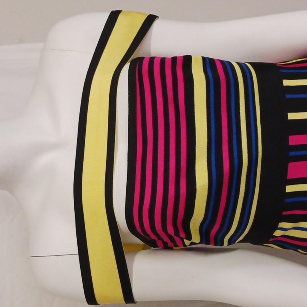 MAGGIE BANDAGE DRESS - Picture 7 of 12